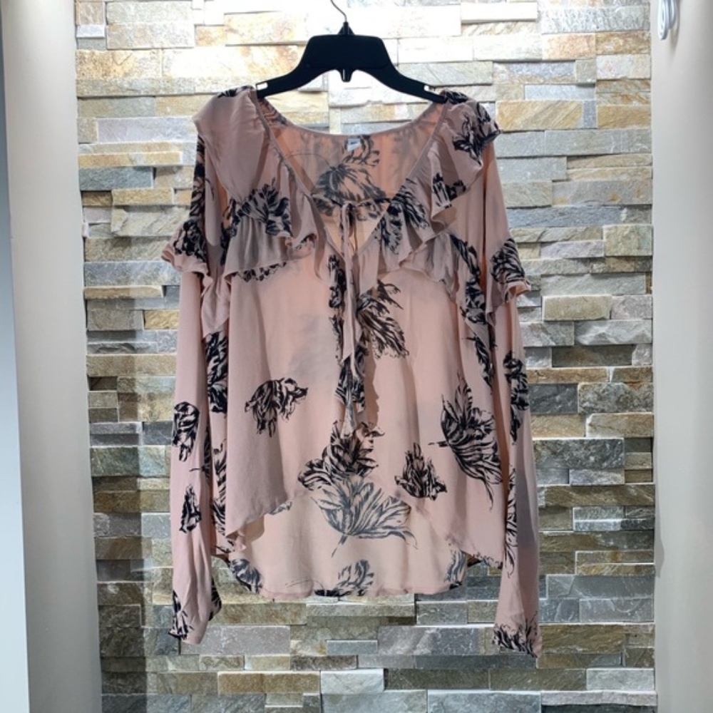 BP. - Print Ruffle Top - Picture 2 of 5